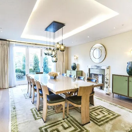 Caiazza Apartment *