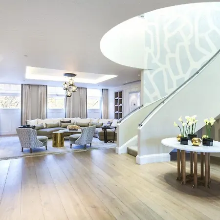 Caiazza Apartment